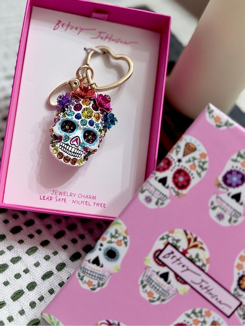 NWOT Betsey Johnson Pink Multi Crystal Sugar Skull Keychain Charm